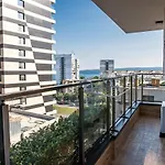 アパート Metalex Garden 2bdrm Luxury ヴァルナ