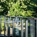 Metalex Garden 2bdrm Luxury *