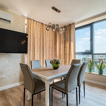 Metalex Garden 2bdrm Luxury * Varna