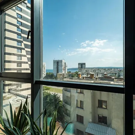 Metalex Garden 2bdrm Luxury * Varna