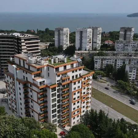 Metalex Garden 2bdrm Luxury