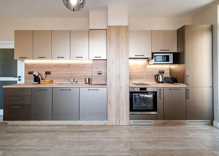 Metalex Garden 2bdrm Luxury شقة *